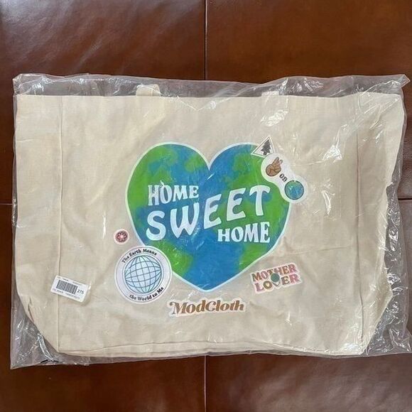 NEW ModCloth Earth Day Canvas Tote - Picture 2 of 6